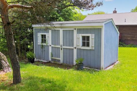 714 Greenbriar Circle Howard OH 43028