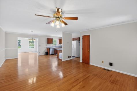 714 Greenbriar Circle Howard OH 43028