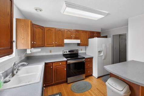 714 Greenbriar Circle Howard OH 43028