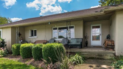 3976 Millersburg Road Gambier OH 43022