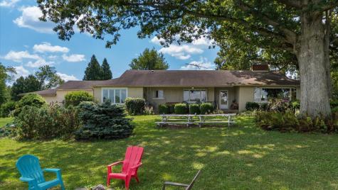 3976 Millersburg Road Gambier OH 43022