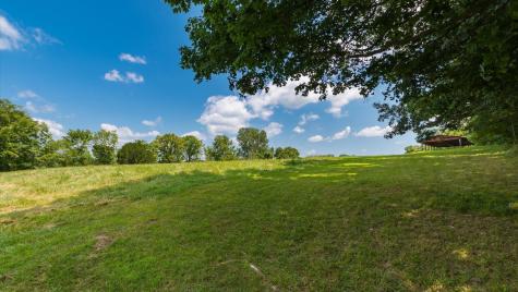 3976 Millersburg Road Gambier OH 43022