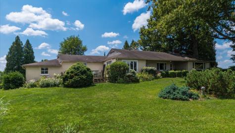 3976 Millersburg Road Gambier OH 43022
