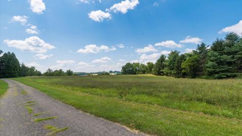 3976 Millersburg Road Gambier OH 43022