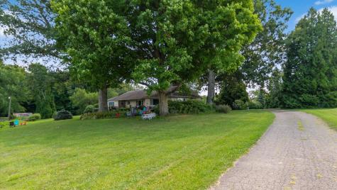 3976 Millersburg Road Gambier OH 43022