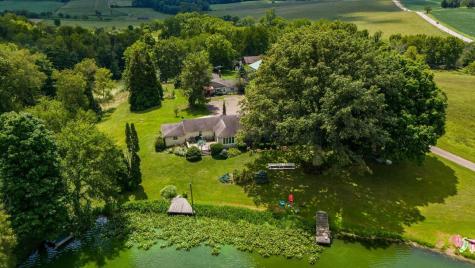 3976 Millersburg Road Gambier OH 43022
