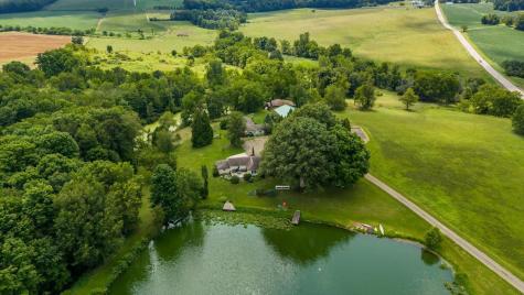 3976 Millersburg Road Gambier OH 43022