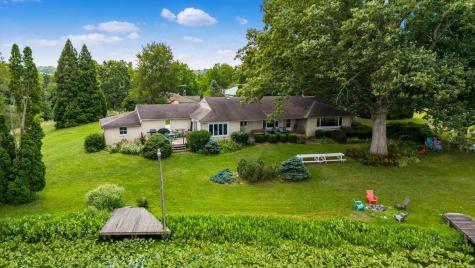 3976 Millersburg Road Gambier OH 43022