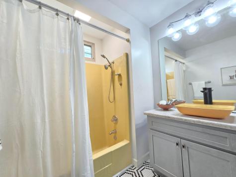 136 Orange Street Galion OH 44833