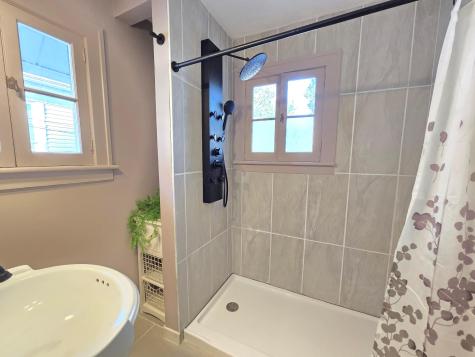 136 Orange Street Galion OH 44833