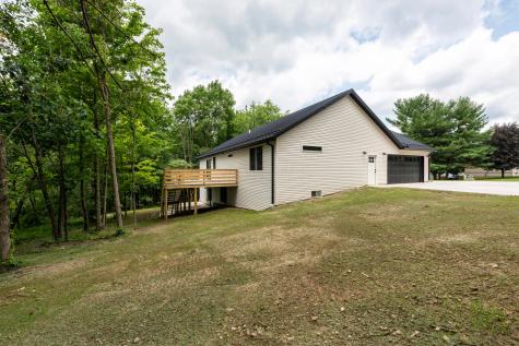 931 Country Club Drive Howard OH 43028
