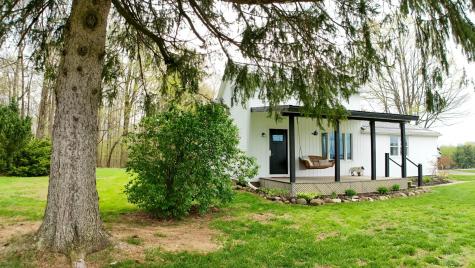 14642 Fredericktown Amity Road Fredericktown OH 43019