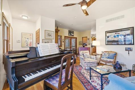 106 Meadow Lane Gambier OH 43022