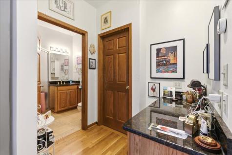 106 Meadow Lane Gambier OH 43022