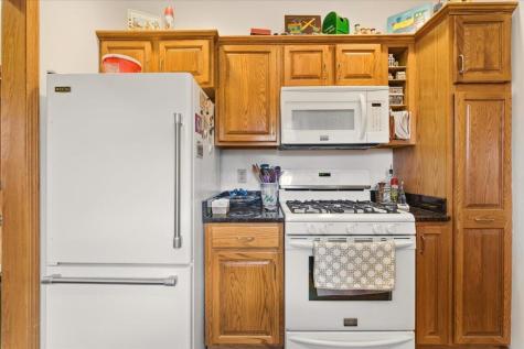 106 Meadow Lane Gambier OH 43022