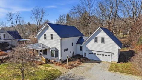 106 Meadow Lane Gambier OH 43022