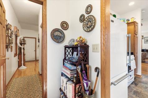 106 Meadow Lane Gambier OH 43022