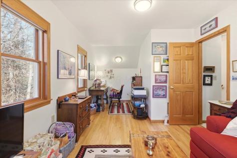 106 Meadow Lane Gambier OH 43022