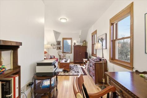 106 Meadow Lane Gambier OH 43022