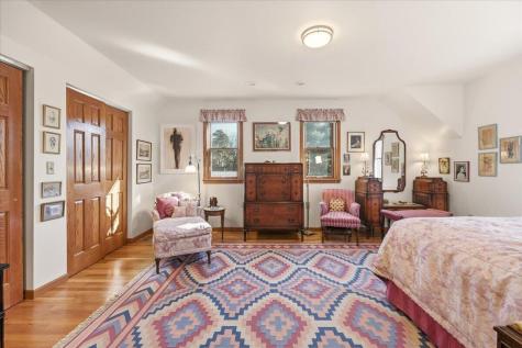 106 Meadow Lane Gambier OH 43022