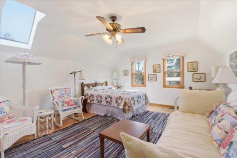 106 Meadow Lane Gambier OH 43022