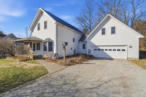 106 Meadow Lane Gambier OH 43022