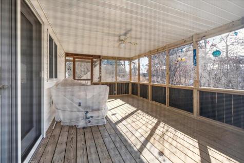 106 Meadow Lane Gambier OH 43022