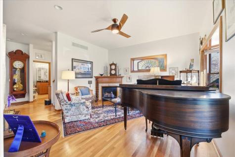 106 Meadow Lane Gambier OH 43022