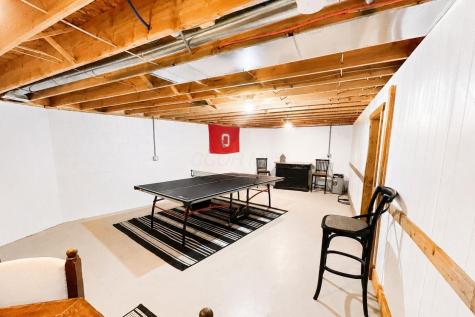 822 Kingsway Circle Howard OH 43028