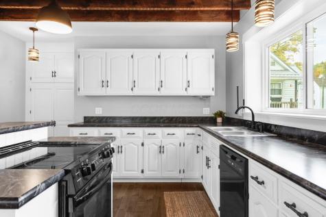 306 E Burgess Street Mount Vernon OH 43050