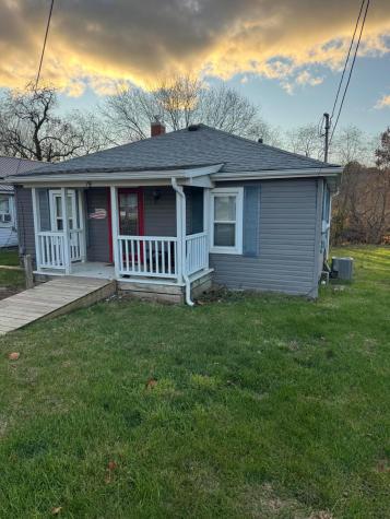 19 Riverside Drive Utica OH 43080