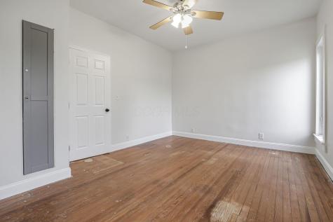 351 N Clayton Street Centerburg OH 43011