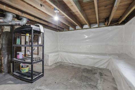 351 N Clayton Street Centerburg OH 43011