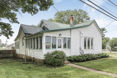 351 N Clayton Street Centerburg OH 43011