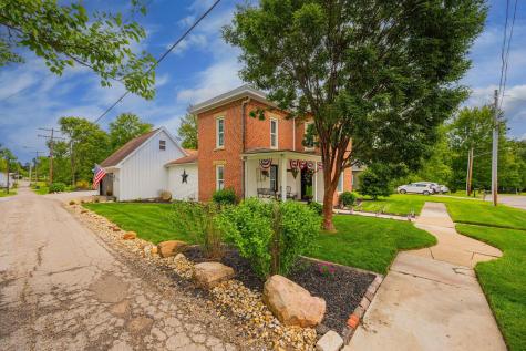 26 S Calhoun Street Centerburg OH 43011