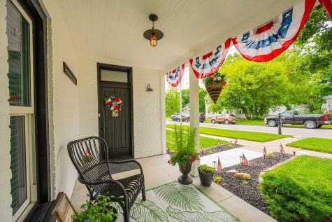 26 S Calhoun Street Centerburg OH 43011
