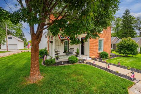 26 S Calhoun Street Centerburg OH 43011