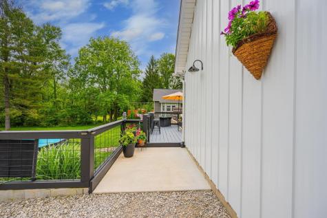 26 S Calhoun Street Centerburg OH 43011