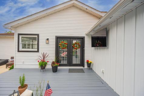 26 S Calhoun Street Centerburg OH 43011