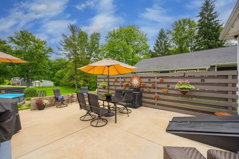 26 S Calhoun Street Centerburg OH 43011