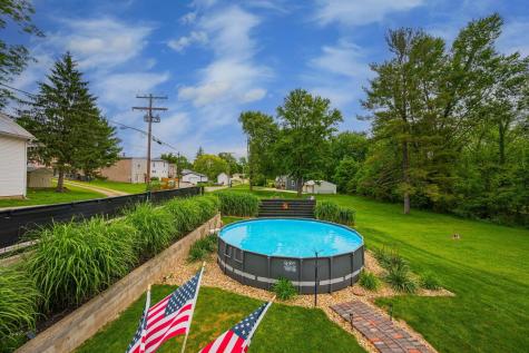 26 S Calhoun Street Centerburg OH 43011