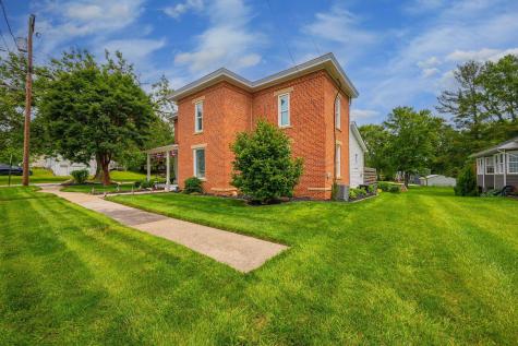 26 S Calhoun Street Centerburg OH 43011
