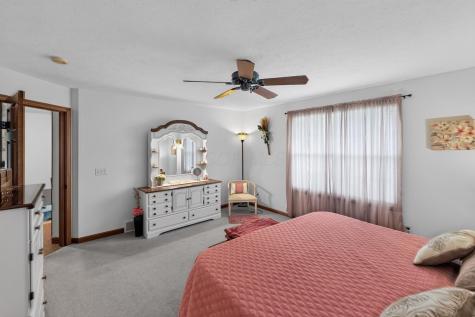870 Fairway Drive Howard OH 43028