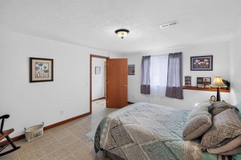 870 Fairway Drive Howard OH 43028