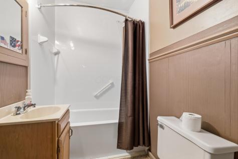 418 Gill Avenue Galion OH 44833