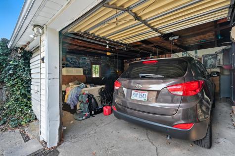 418 Gill Avenue Galion OH 44833