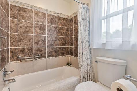 11 Old Orchard Drive Mount Vernon OH 43050