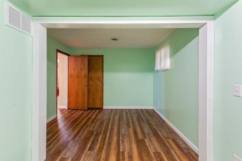 11 Old Orchard Drive Mount Vernon OH 43050