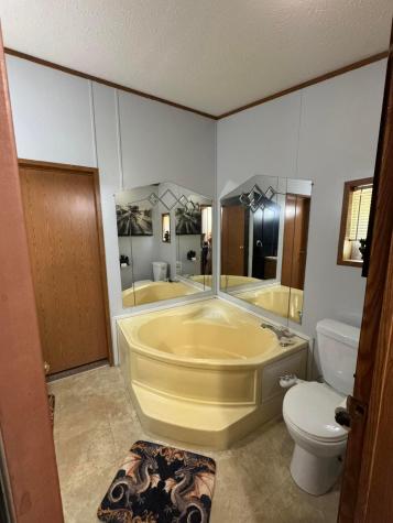 26220 Mill Road Utica OH 43080