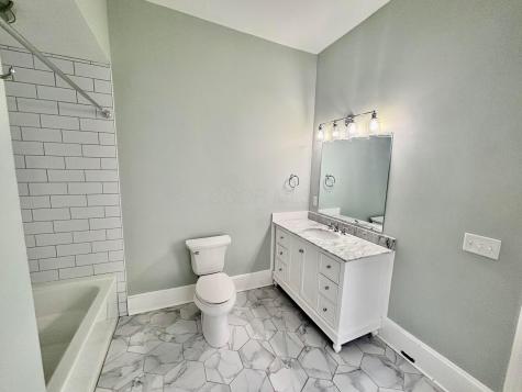 107 E Vine Street Mount Vernon OH 43050